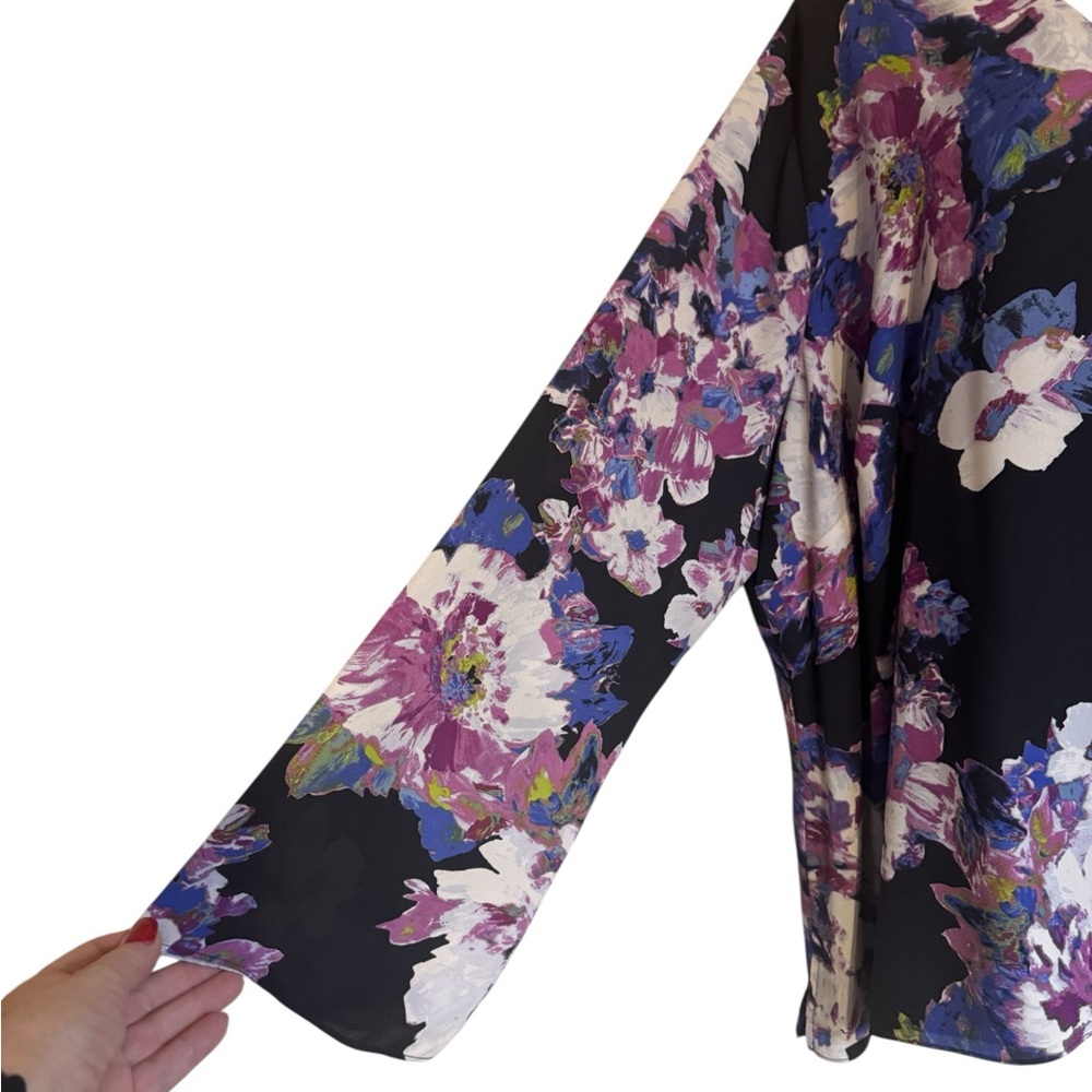 GORGEOUS The Limited Women's Floral Blouse - Black/Purple PLUS: 3X BIN#S - Picture 3 of 6